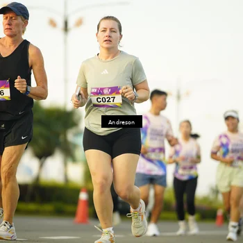 Runner Photo 6140528