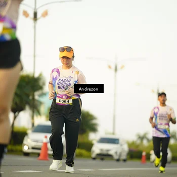 Runner Photo 6140666