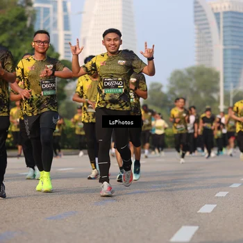 Runner Photo 6140704