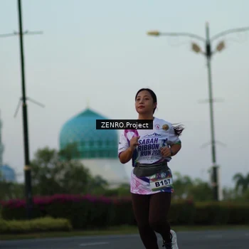 Runner Photo 6140710