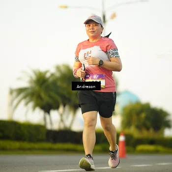 Runner Photo 6140717