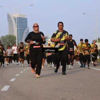 Runner Photo 6140730