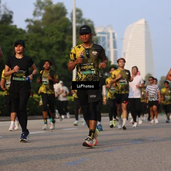 Runner Photo 6140803