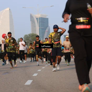 Runner Photo 6140824