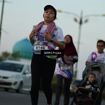 Runner Photo 6140902