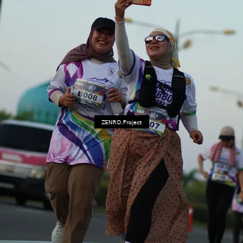 Runner Photo 6141021