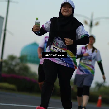 Runner Photo 6141032