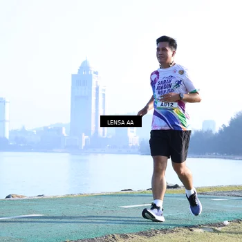 Runner Photo 6141042
