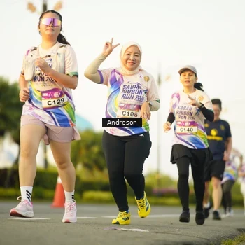 Runner Photo 6141054