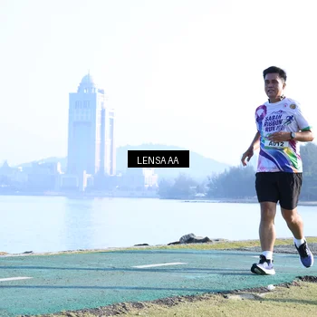 Runner Photo 6141070