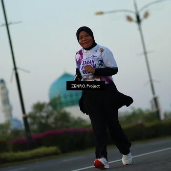 Runner Photo 6141130