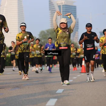Runner Photo 6141172