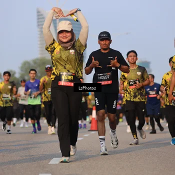 Runner Photo 6141192