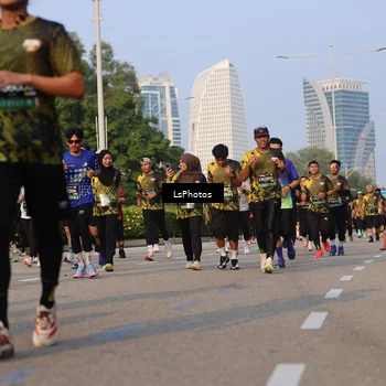 Runner Photo 6141294
