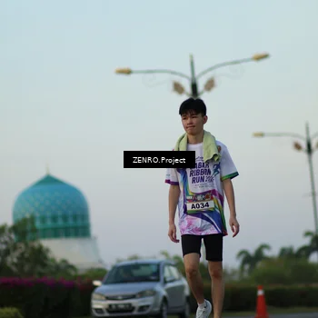 Runner Photo 6141330