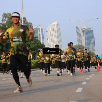Runner Photo 6141373