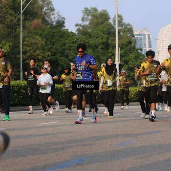 Runner Photo 6141543