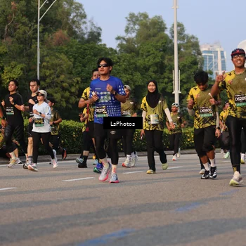 Runner Photo 6141576