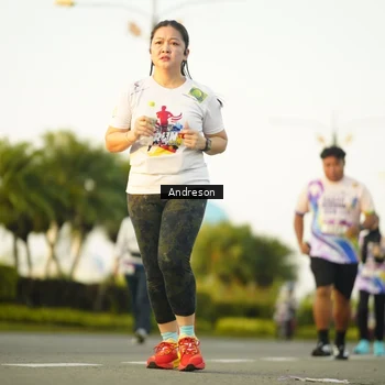 Runner Photo 6141766