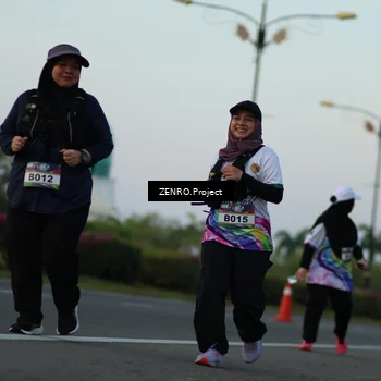 Runner Photo 6141881