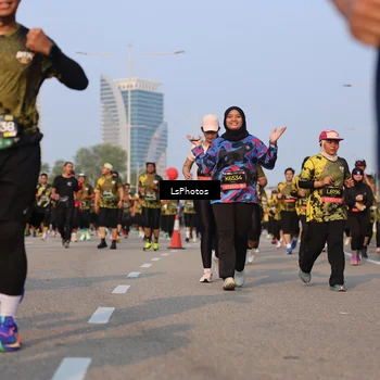 Runner Photo 6141883