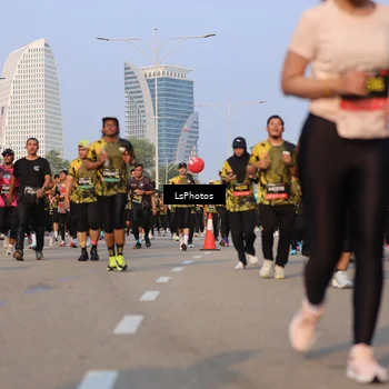 Runner Photo 6141929