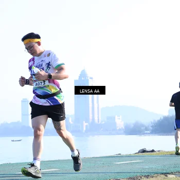 Runner Photo 6142274