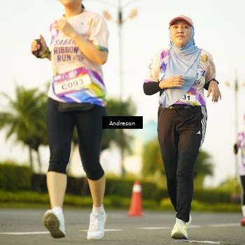 Runner Photo 6142308