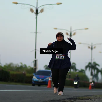 Runner Photo 6142314