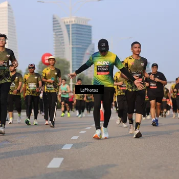 Runner Photo 6142528