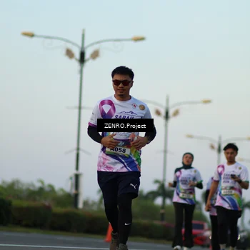 Runner Photo 6142550