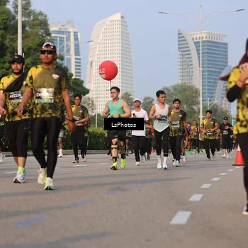 Runner Photo 6142684