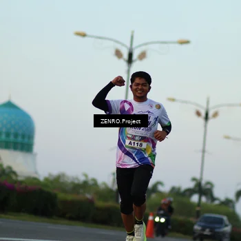 Runner Photo 6142714