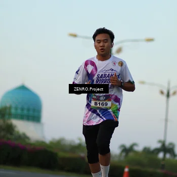 Runner Photo 6142905