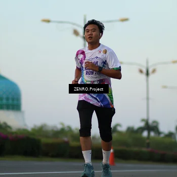 Runner Photo 6142938