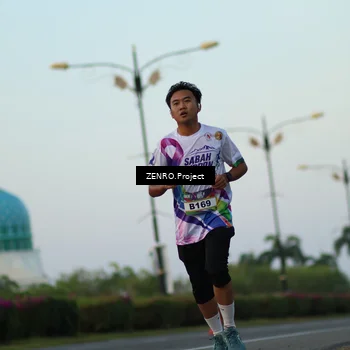 Runner Photo 6143004