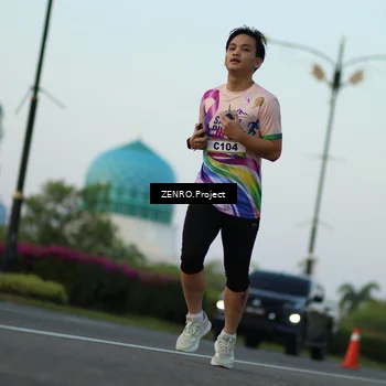Runner Photo 6143089