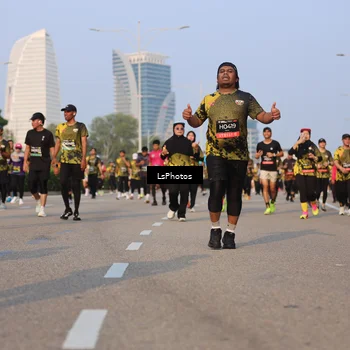 Runner Photo 6143103