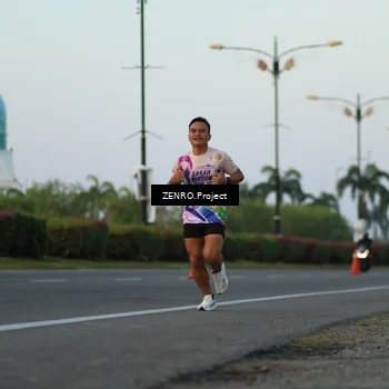 Runner Photo 6143145