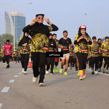 Runner Photo 6143197