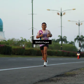 Runner Photo 6143245