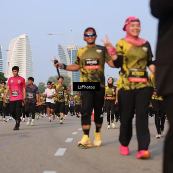 Runner Photo 6143346
