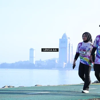 Runner Photo 6143396