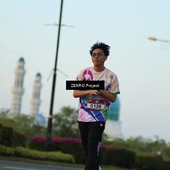 Runner Photo 6143413