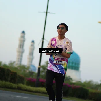 Runner Photo 6143416