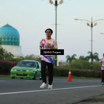 Runner Photo 6143429