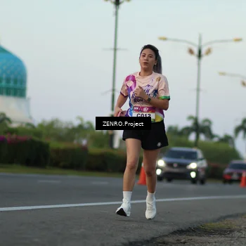 Runner Photo 6143443