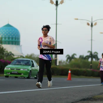 Runner Photo 6143512