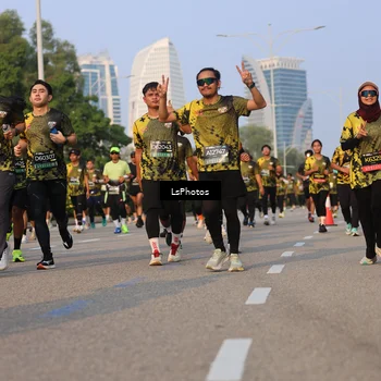 Runner Photo 6143521