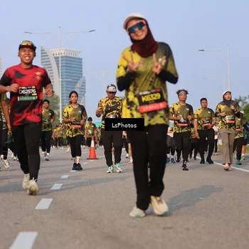 Runner Photo 6143588